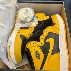 Air Jordan 1 Retro High OG GS Size 6Y